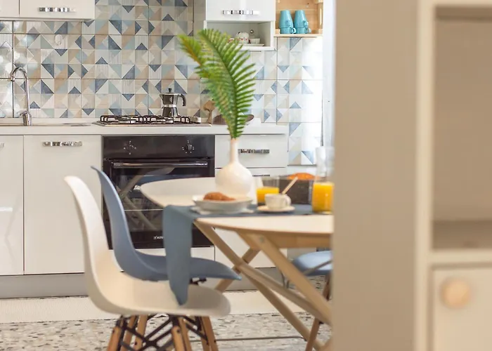 Dom wakacyjny House - Sea Front- Premium Giulianova