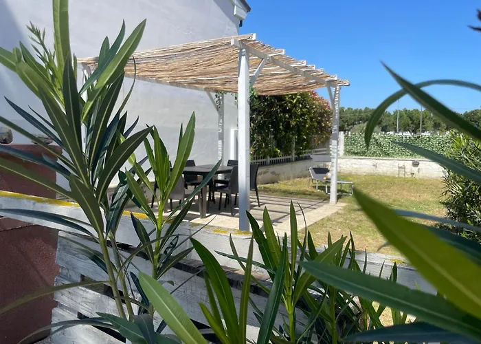 House - Sea Front- Premium